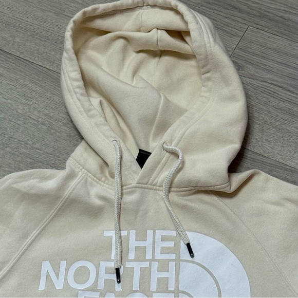 The North Face Off-White Hoodie - Picture 5 of 6